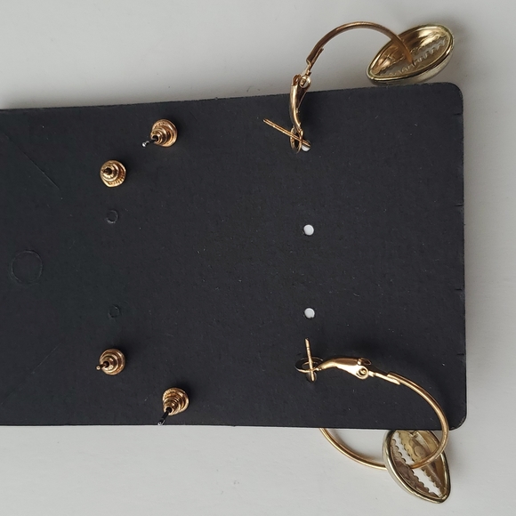 Boutique Three Pair Gold Tone Earrings Bar Studs Faux Pearl's Dangling Studs - Picture 4 of 5